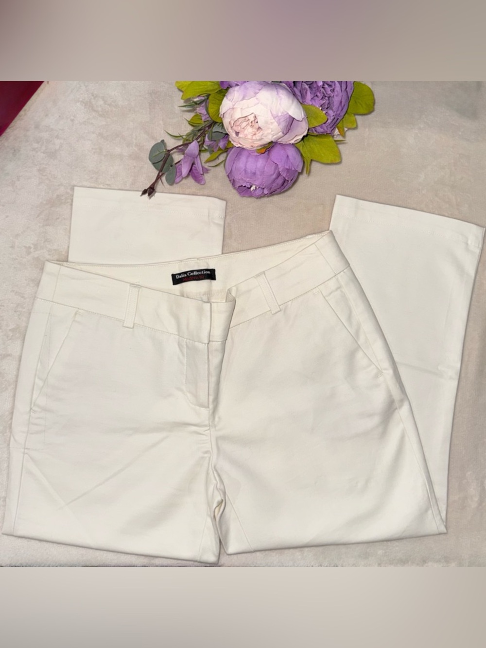 NEW Dalia Collection Off White Chino Capri Pants